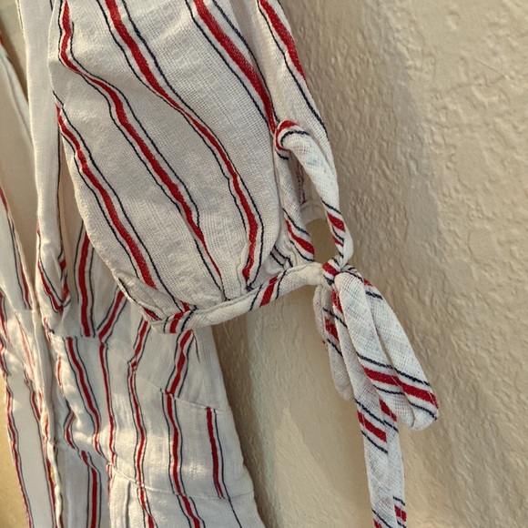 Forever 21 Size S Cotton and Linen V-Neck Backless Dress - Picture 5 of 8